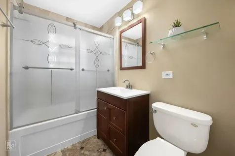 5811 West Patterson Avenue Chicago IL 60634