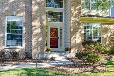 7404 Brentwood Lane Gurnee IL 60031