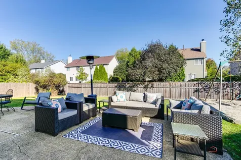7404 Brentwood Lane Gurnee IL 60031