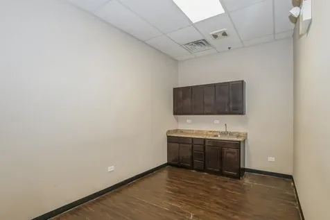 4815 West 95th Street Oak Lawn IL 60453