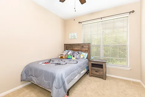 330 Veneto Bloomingdale IL 60108
