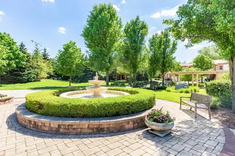 330 Veneto Bloomingdale IL 60108