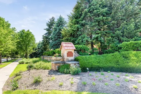 330 Veneto Bloomingdale IL 60108