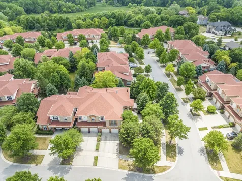 330 Veneto Bloomingdale IL 60108