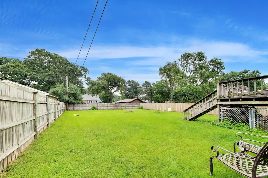 1233 Degener Avenue Elmhurst IL 60126