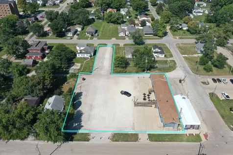 818 North Shabbona Street Streator IL 61364