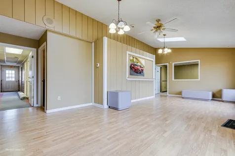1561 North Division Street Morris IL 60450