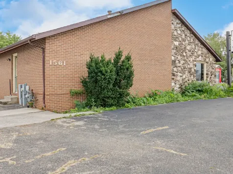 1561 North Division Street Morris IL 60450