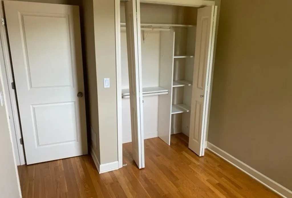 3711 North Kenneth Avenue Chicago IL 60641