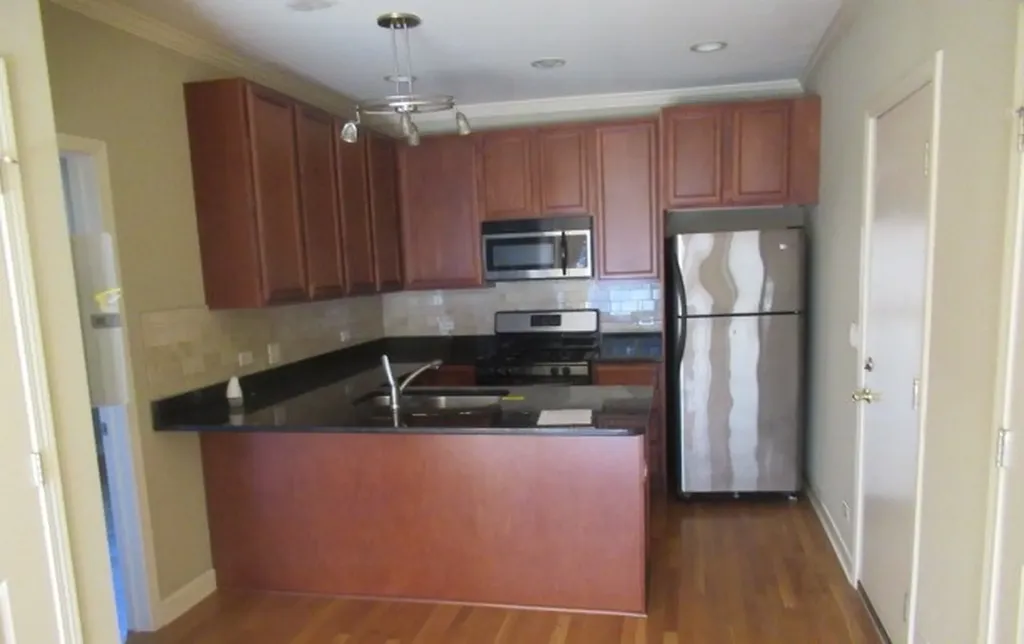3711 North Kenneth Avenue Chicago IL 60641
