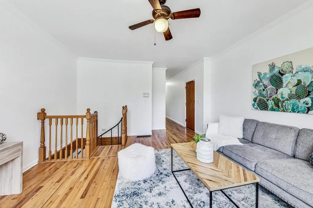 6209 South Dorchester Avenue Chicago IL 60637