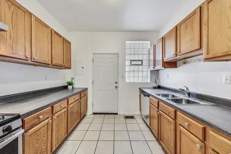 6209 South Dorchester Avenue Chicago IL 60637