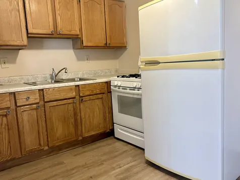 210 - 280 Tedmark Court Kankakee IL 60901
