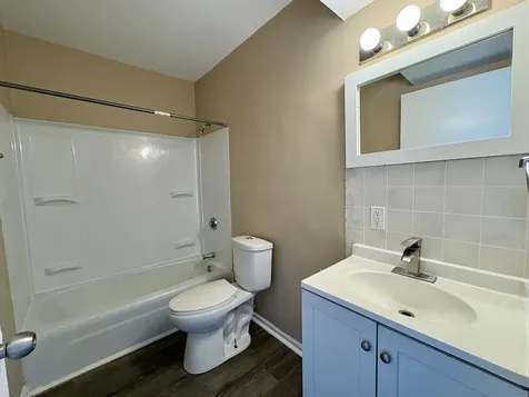 210 - 280 Tedmark Court Kankakee IL 60901