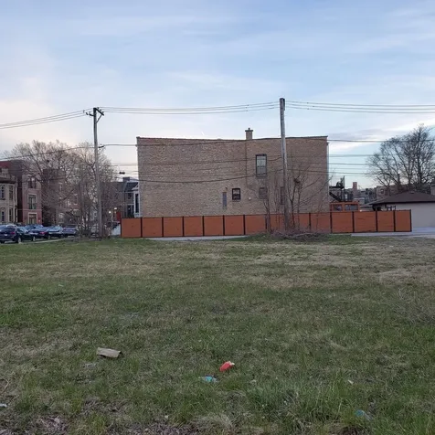 421 East 43rd Street Chicago IL 60653
