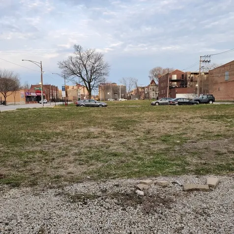421 East 43rd Street Chicago IL 60653