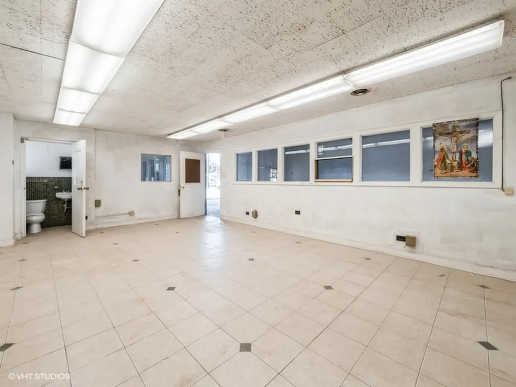 3527 North Milwaukee Avenue Chicago IL 60641
