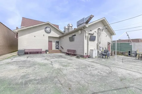 3323 Ridge Road Lansing IL 60438