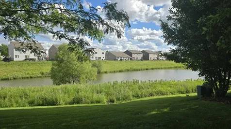 1587 Windward Drive Pingree Grove IL 60140