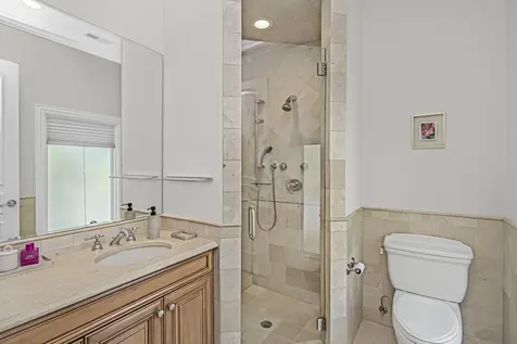 70 Harbor Street Glencoe IL 60022
