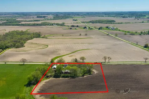 6844 Us Highway 20 Road Freeport IL 61032