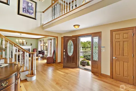 4 Windsor Court South Barrington IL 60010