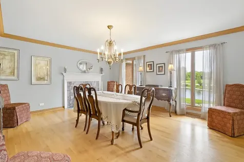 4 Windsor Court South Barrington IL 60010