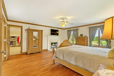 4 Windsor Court South Barrington IL 60010