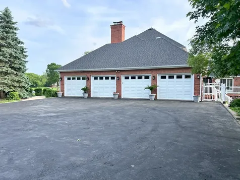4 Windsor Court South Barrington IL 60010