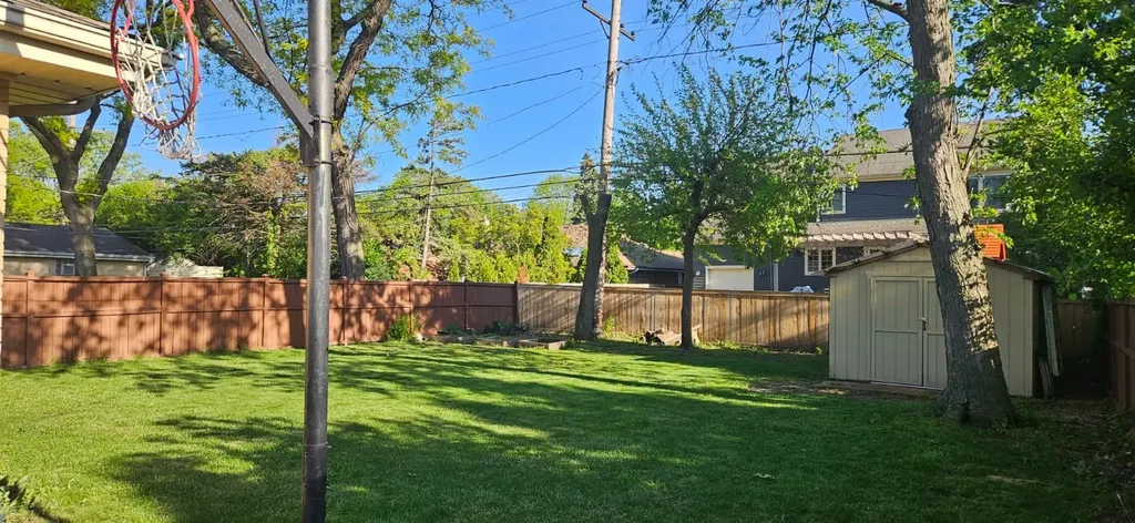 717 Oakton Street Park Ridge IL 60068