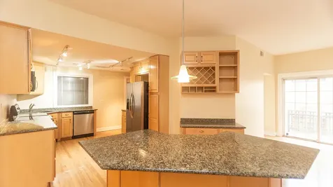 1234 North Dearborn Parkway Chicago IL 60610