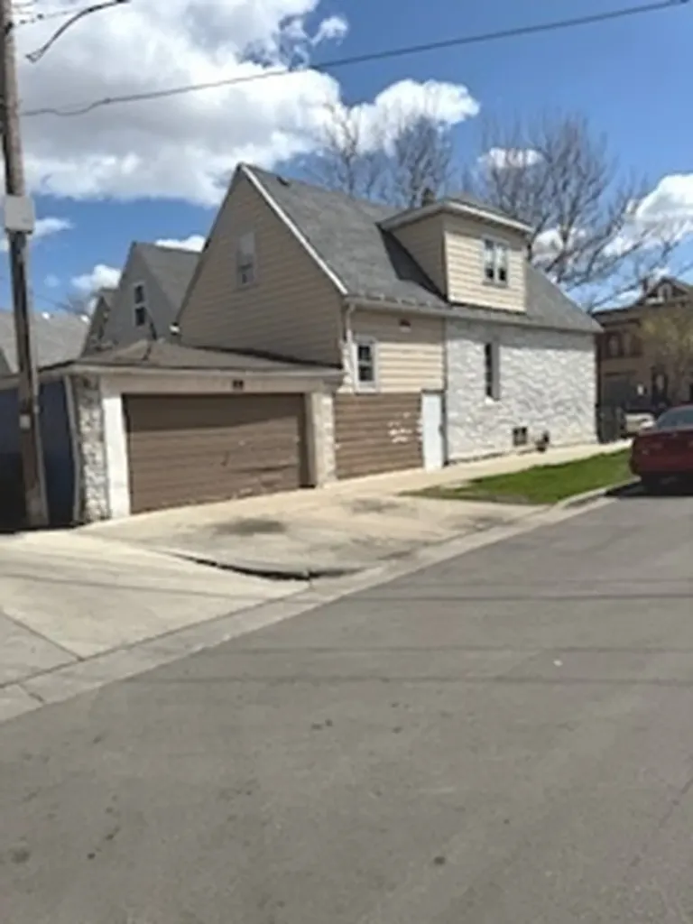 2658 West 24th Place Chicago IL 60608