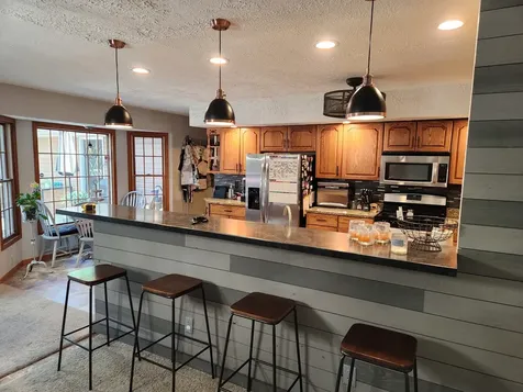 1275 Winn Road Sterling IL 61081