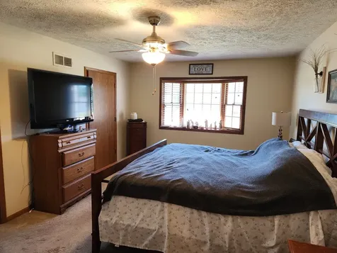 1275 Winn Road Sterling IL 61081