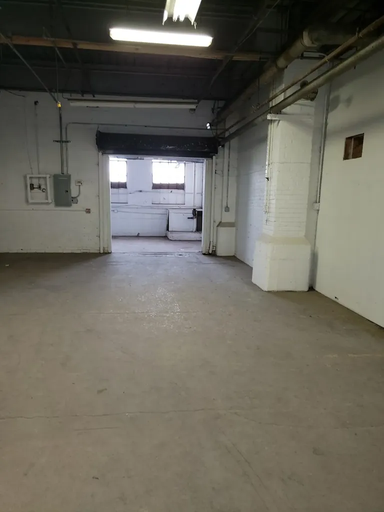 3065 North Rockwell Street Chicago IL 60618