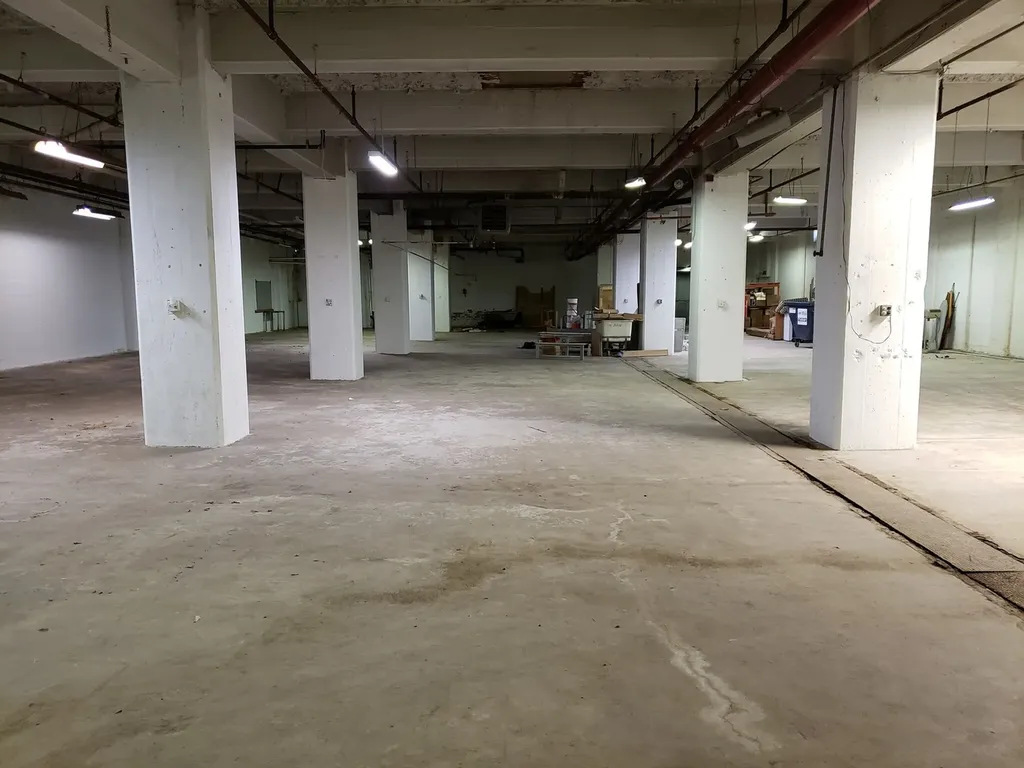 3065 North Rockwell Street Chicago IL 60618