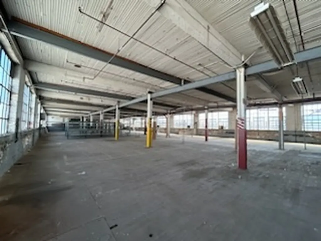 4850 West Bloomingdale Avenue Chicago IL 60639