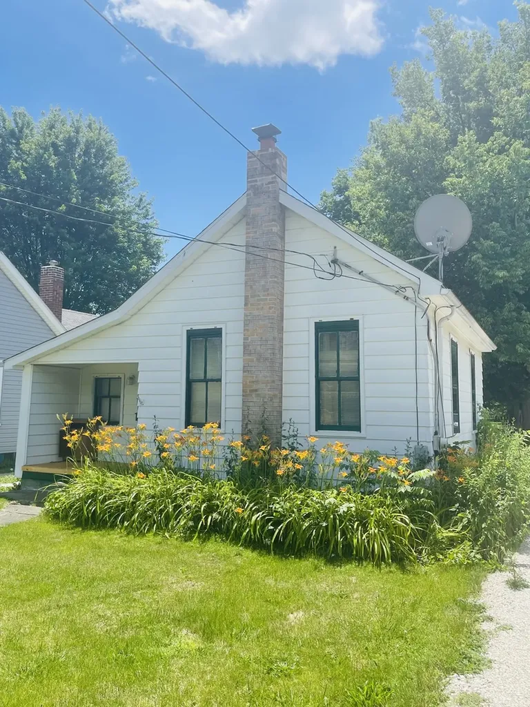 1213 East Main Street Streator IL 61364