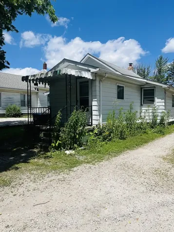 1213 East Main Street Streator IL 61364