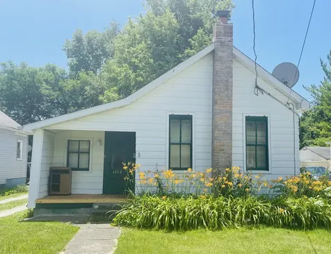 1213 East Main Street Streator IL 61364