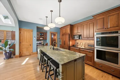 227 South Euclid Avenue Oak Park IL 60302