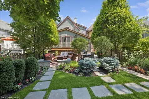 227 South Euclid Avenue Oak Park IL 60302