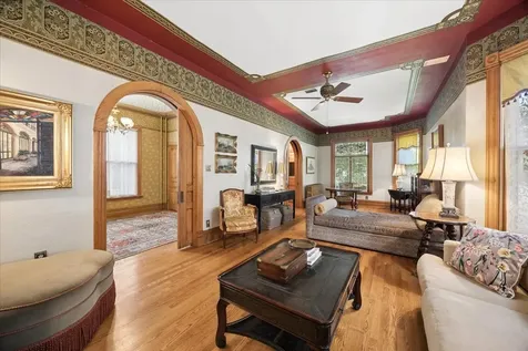 227 South Euclid Avenue Oak Park IL 60302