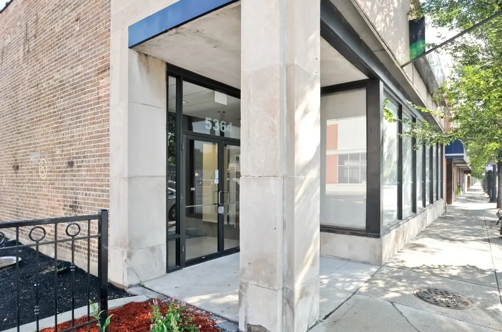 5364 West Devon Avenue Chicago IL 60646