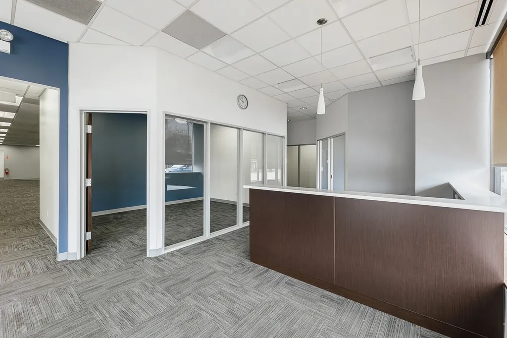 5364 West Devon Avenue Chicago IL 60646