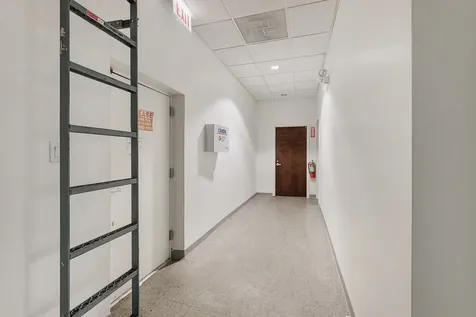 5364 West Devon Avenue Chicago IL 60646