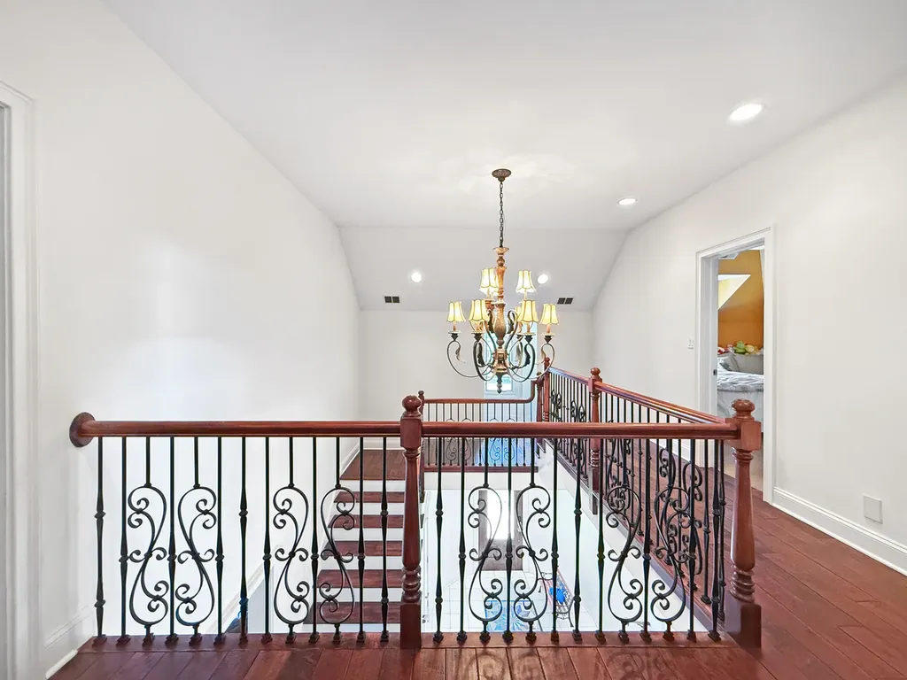 5444 Grand Avenue Western Springs IL 60558