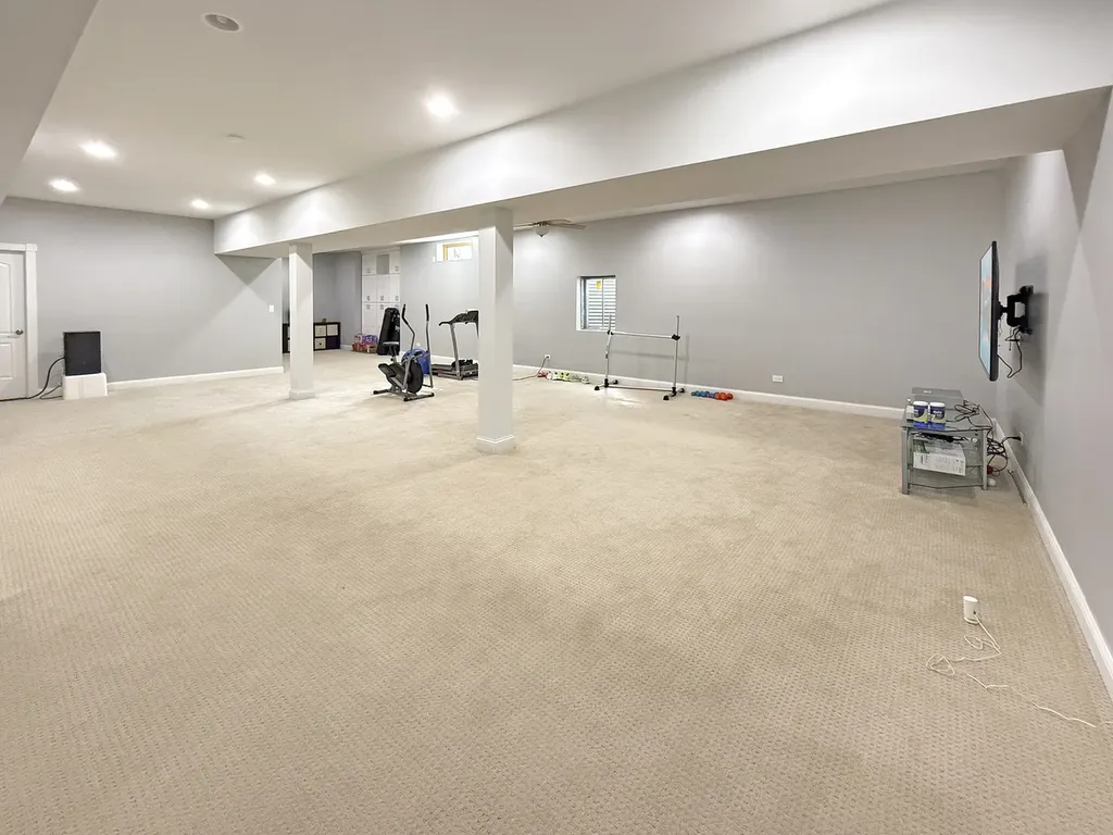 5444 Grand Avenue Western Springs IL 60558