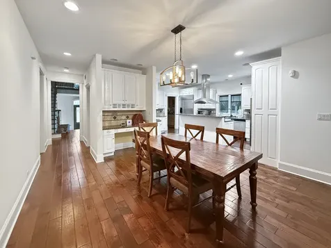 5444 Grand Avenue Western Springs IL 60558