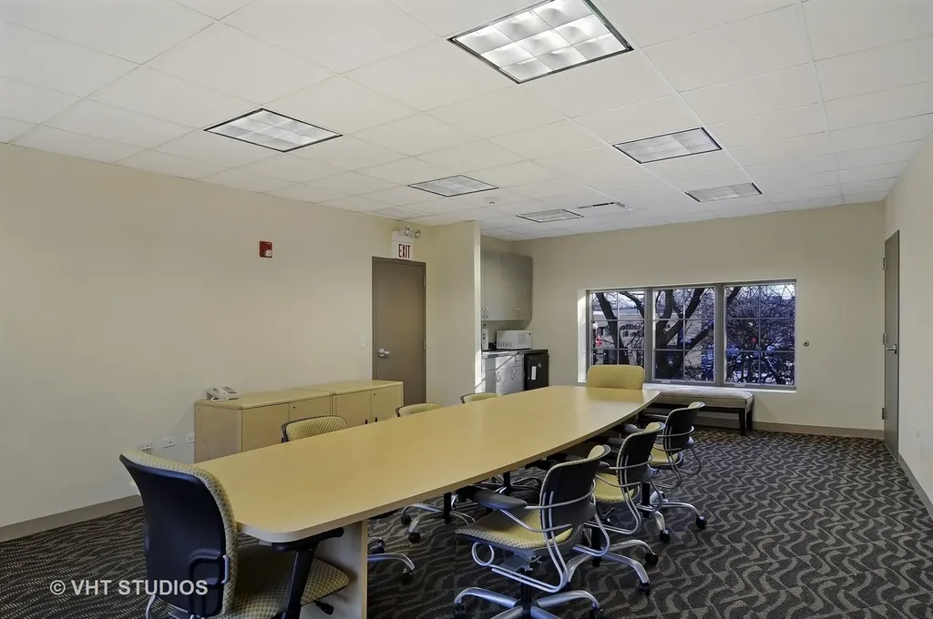 7924 North Lincoln Avenue Skokie IL 60077